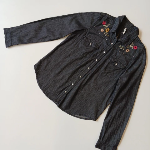 CAMISA SYBILLA T.12 AÑOS NEGRA JEANS BORDADA M/L