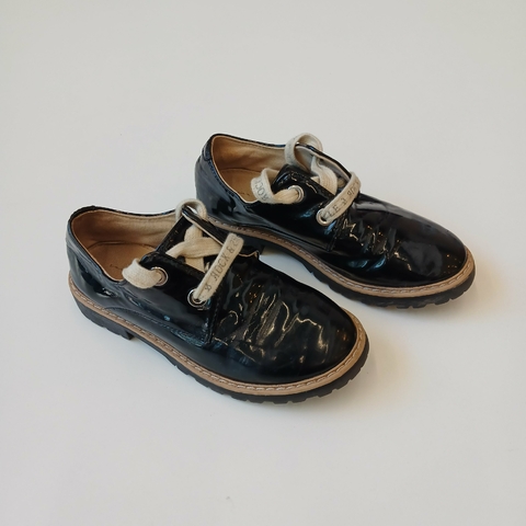 ZAPATOS ZARA T. 29 EU NEGRO CHAROL