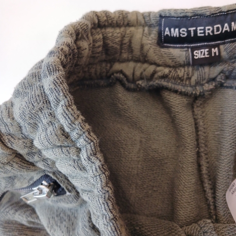 SHORT AMSTERDAMN T. 12- 14 AÑOS VERDE CON CIERRES* DETALLE - Eme de Mar