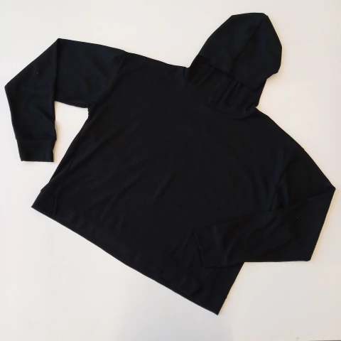 BUZO JOAQUINA T. 14 AÑOS ALGODON LIVIANO NEGRO *DETALLE