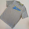REMERA VINEYARD VINES T. 18 AÑOS POLIESTER GRIS M/C