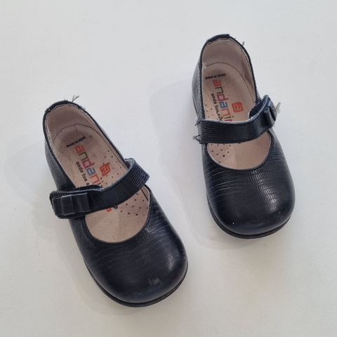 Zapatos Impotados N21-22 cuero