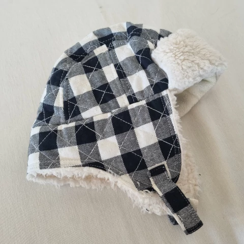 Gorro Old Navy T.6-12 meses