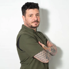 LINE TECHNO JACKET VERDE en internet