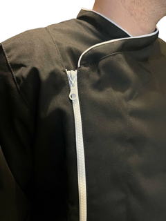 ZIP JACKET EN NEGRO - Modo Indumentaria