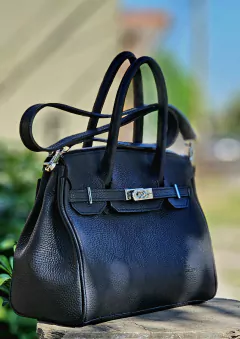 Cartera "Marsella chica con correa larga" cuero graneado negro - comprar online