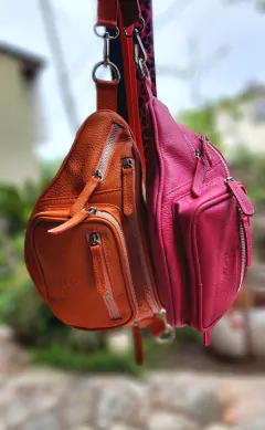 Riñonera "Mila" cuero graneado naranja en internet