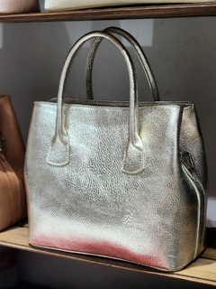 Cartera Barbie cuero graneado platino