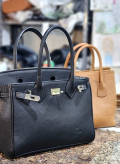 Imagen de Cartera "Paris Chica" cuero graneado negro