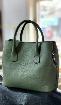 cartera "Barbie" cuero graneado verde inglés - Diaz & Giaccio