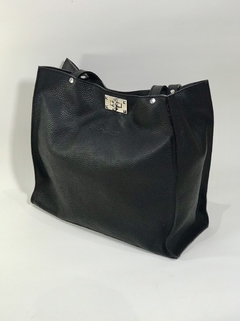 Cartera "Pita" cuero graneado negro
