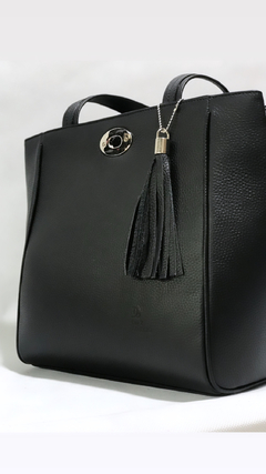 Cartera "Jazmin" cuero graneado negro. - tienda online