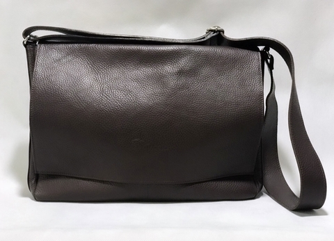 Morral "Juan" cuero graneado Marron