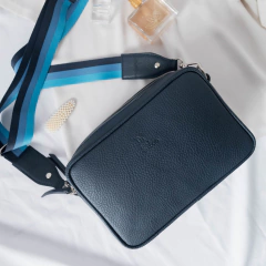 cartera "Belen" cuero graneado azul