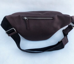 Riñonera "Logan" cuero graneado marron en internet