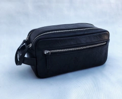 Necesser "Emanuel" cuero graneado negro en internet