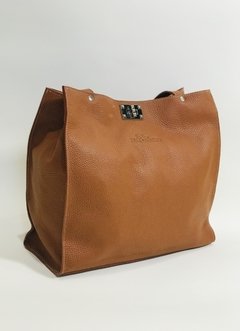 Imagen de Cartera "Pita" Cuero Graneado Suela