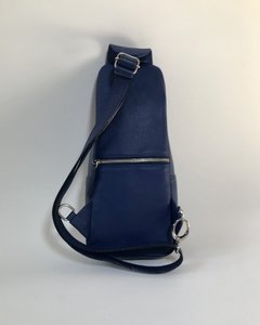 mochila "nono" cuero graneado azul. - Diaz & Giaccio