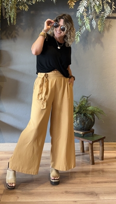 Calça Itália Caramelo na internet