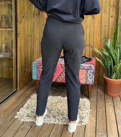 Calça Alfaitaria Preta na internet
