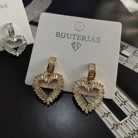 Brinco Coração Zircônias ABA18575 -2 (12 pares)