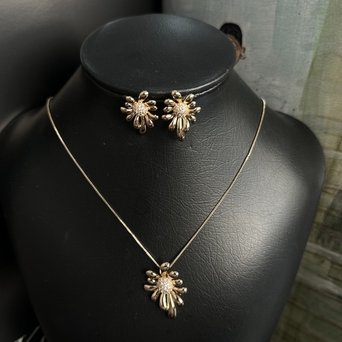 CONJUNTO FLOR MICROZIRCONIAS OCA510110 (12 CONJUNTOS) - comprar online