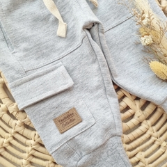 Jogger Rústico Simón Gris - YesBebes - Fabricante Ropa de Bebés