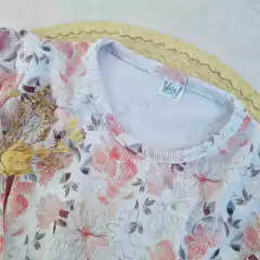 Remera Princesa Morley Floral Manga Larga en internet