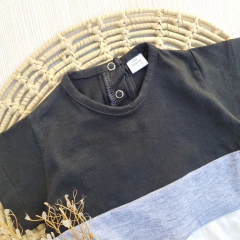 Remera Combinada Negra Manga Corta - comprar online