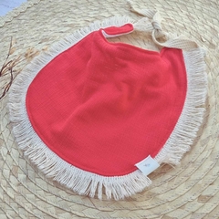 Babero Rojo flecos - comprar online