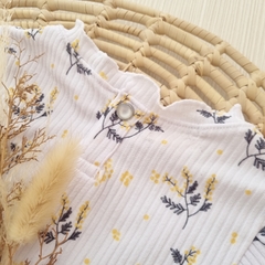 Body Rulotte Morley Flores Amarillas Manga Larga - YesBebes - Fabricante Ropa de Bebés