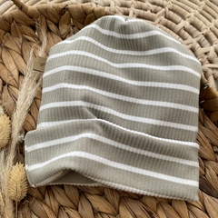 Gorro Rayado Gris Gamuzado - comprar online