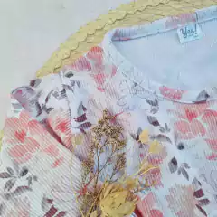 Remera Princesa Morley Floral Manga Larga - comprar online