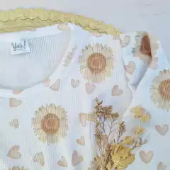 Remera Princesa Morley Girasol Manga Larga - comprar online