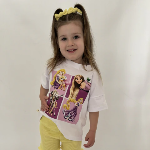 Remera Rapunzel Blanca Manga Corta