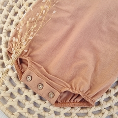 Body Tusor Musculosa Tostado en internet