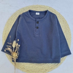 Remera Botón Aero Manga Larga