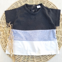 Remera Combinada Negra Manga Corta