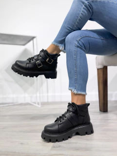 Borcegos de cuero NAPOLI – Con hebillas, cordones y base 4 cm - tienda online