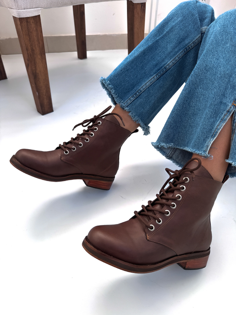 Borcegos LONDON - 100% Cuero Natural | Estilo y resistencia en cada paso - comprar online