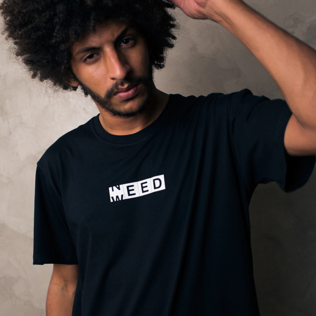 Camiseta We Need