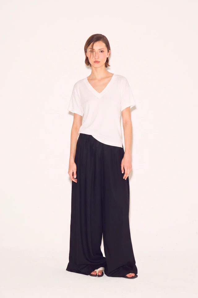 REMERA ANDAMAN OFF WHITE