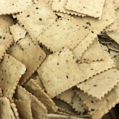 BISCOITO LINHAÇA - AZEITE E CEBOLA | 100g