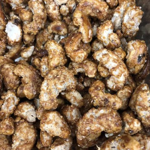 CASTANHA DE CAJU CARAMELIZADA C/ COCO | 100g