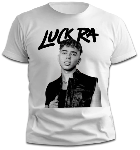 Remera Luck Ra - Fotografía Blanco y Negro - TiendaUke