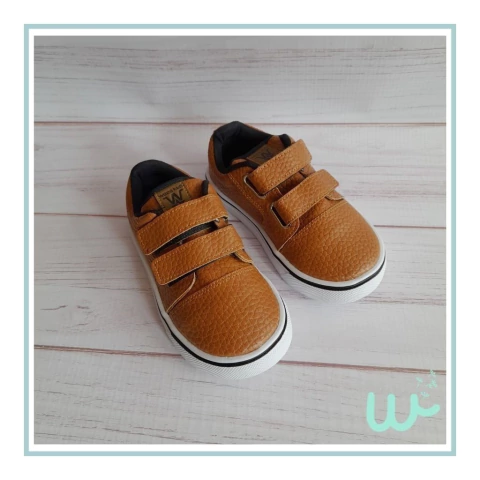 ZAPATILLAS CON ABROJO SUELA (2305088)