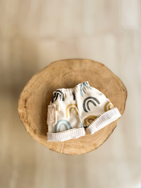 Amiguinhos baby: short arco iris