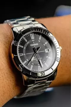 Reloj Casio MTP-VD01D-1CV - comprar online