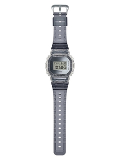 Reloj Casio DW-5600SK-1DR G-Shock SPECIAL COLOR - comprar online