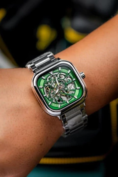 Reloj Kosmo K9005E Square Automático - Universal Shop Colombia